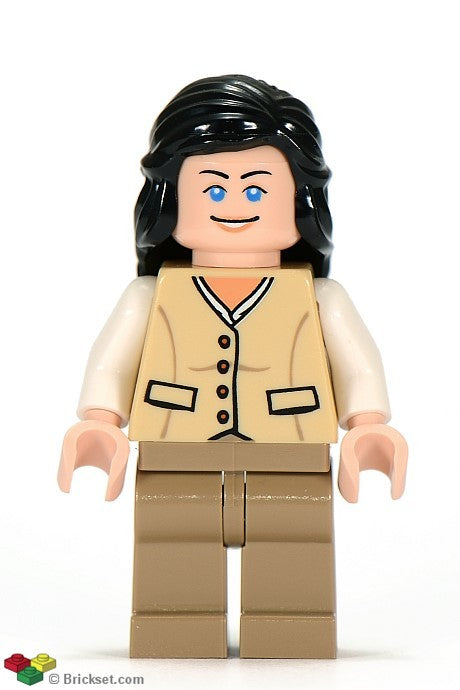 iaj019 - Marion Ravenwood - Tan Vest, Dark Tan Legs