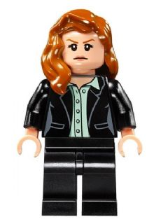 sh0225 - Lois Lane - Black Suit