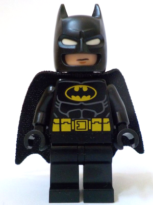sh0964 - Batman - Black Suit, Yellow Belt, Cowl with White Eyes, Neutral / Angry with Bared Teeth