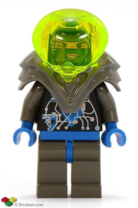 sp026 - Insectoids Zotaxian Alien - Female, Gray and Blue with Silver Circuits, with Armor (Gypsy Moth / Navigator Sharp)